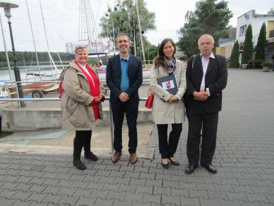 Die L�chow-Dannenberger Delegation mit unseren �bersetzer & Reiseleiter Adam. 
